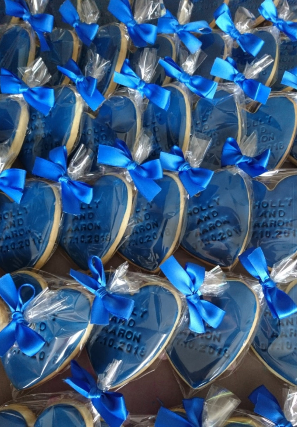 Personalised heart biscuit wedding favours with custom names